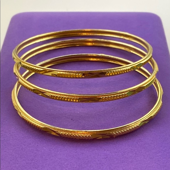 💛 Elegant 24k Gold Plated Indian Bangle - Picture 5 of 7